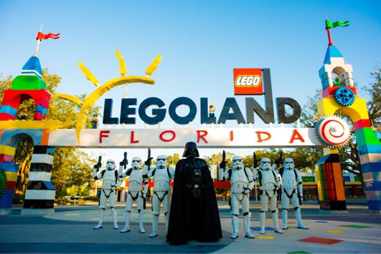 LEGOLAND Florida Star Wars Days LEGOLAND Florida Miniland Yoda Model Build