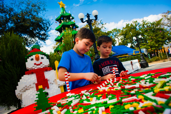 CHRISTMAS BRICKTACULAR Legoland Florida Resort